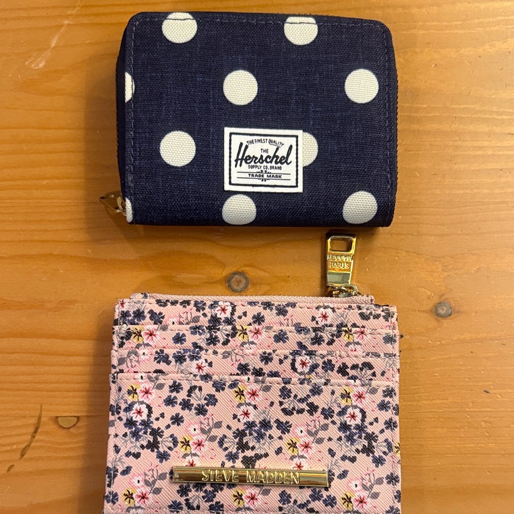 Steve Madden Pink Floral Card Holder